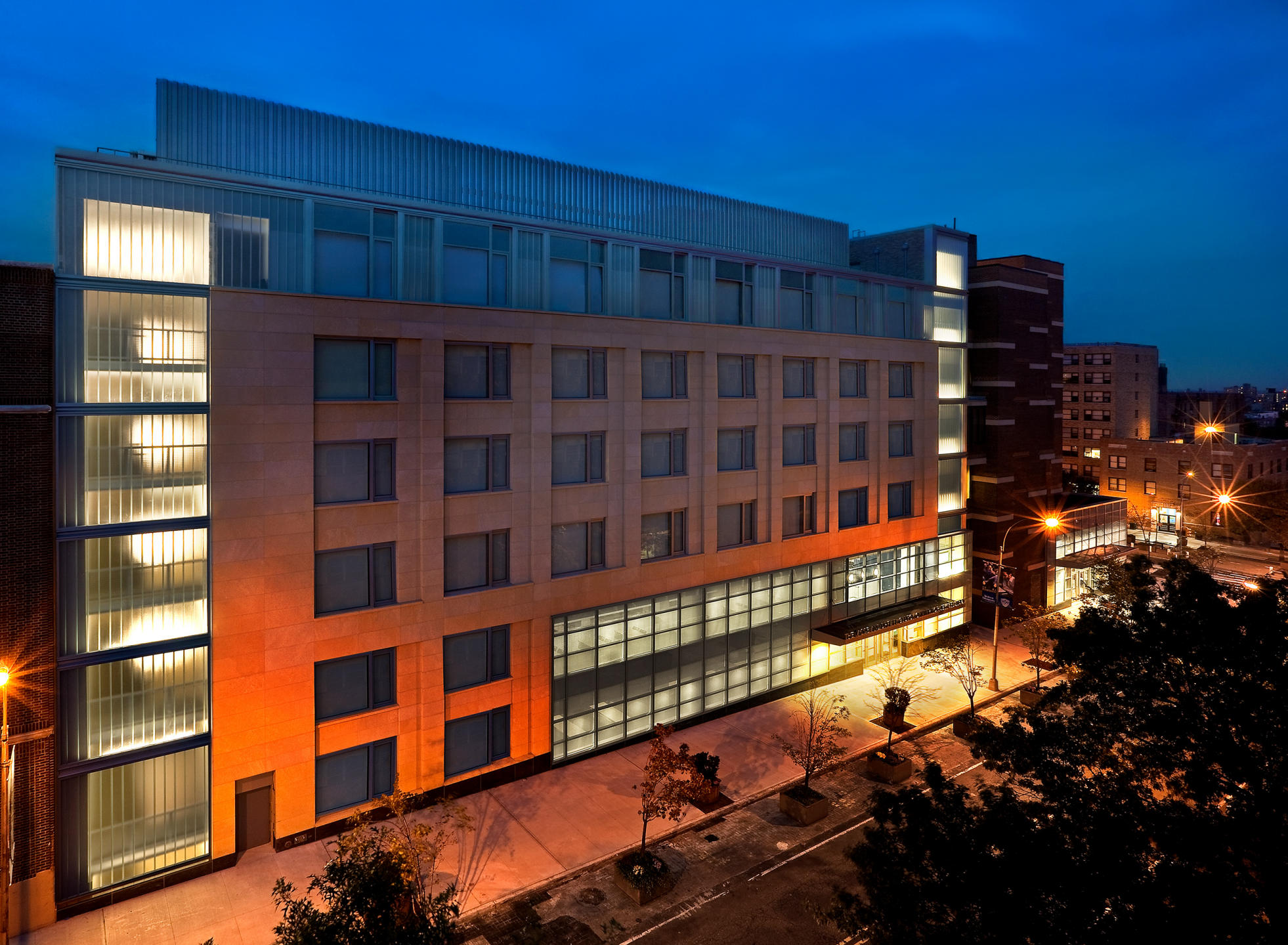 Yeshiva University, NYC twilight photograph of the renovation work by MBI Group, NYC featuring imported glass from Germany : MBI Group NYC : New York NY Architectural Photographer | Interior and Exterior