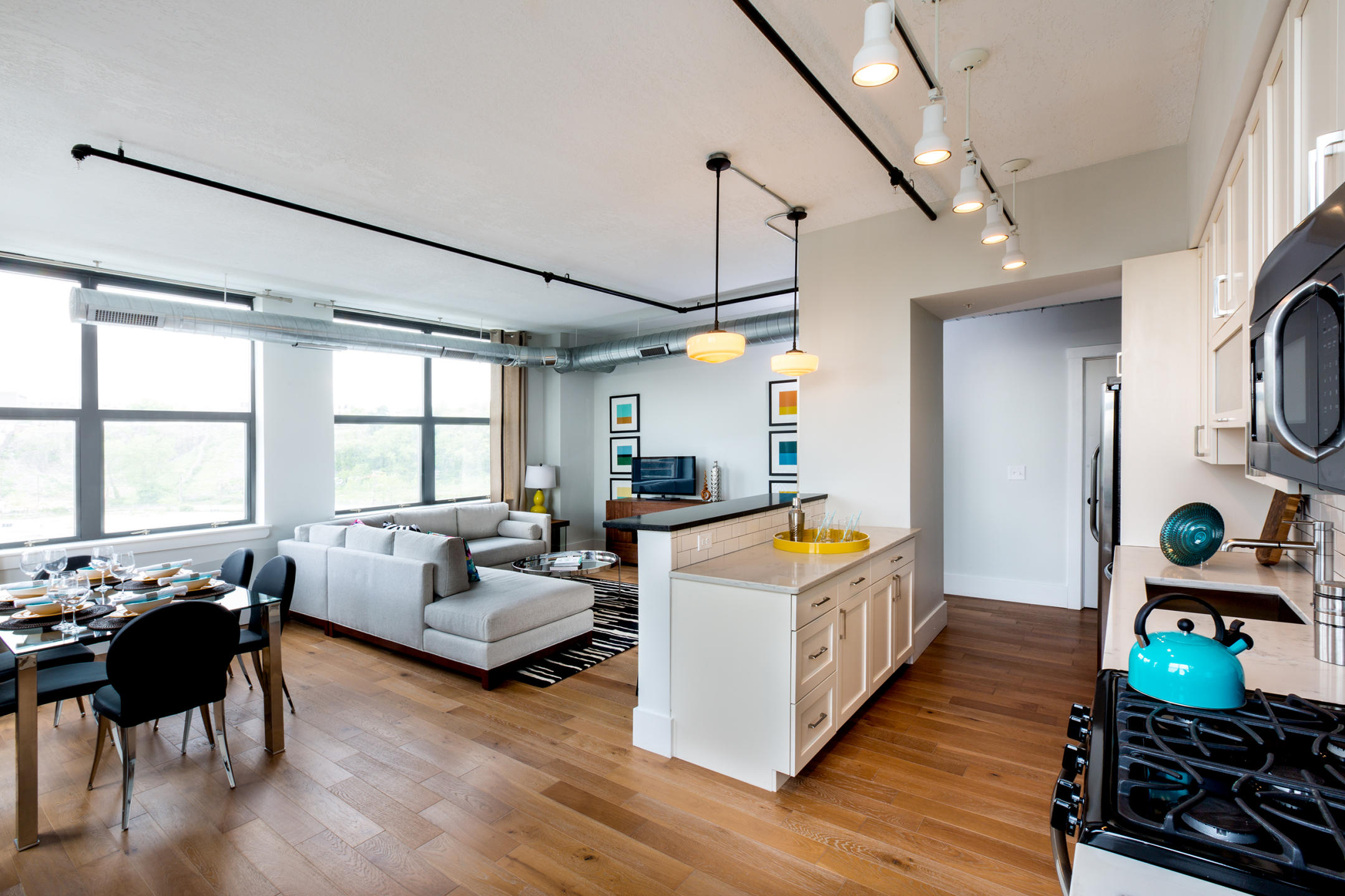 Interior architectural photograph at Cast Iron Lofts in Jersey City New Jersey.  City Homes and Gardens, Manhattan Building Company. Luxury rental apartments with numerous amenities. Swimming pool,gym,library,laundry in the apartments, high ceilings, wood floors, Viking appliances in the kitchen : IMAGES-Keywording : New York NY Architectural Photographer | Interior and Exterior