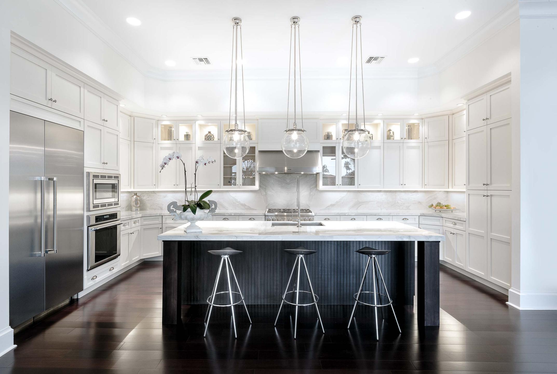 Luxury waterfront homes in Marco Island Florida interiors and exterior photography  : IMAGES-Keywording : New York NY Architectural Photographer | Interior and Exterior