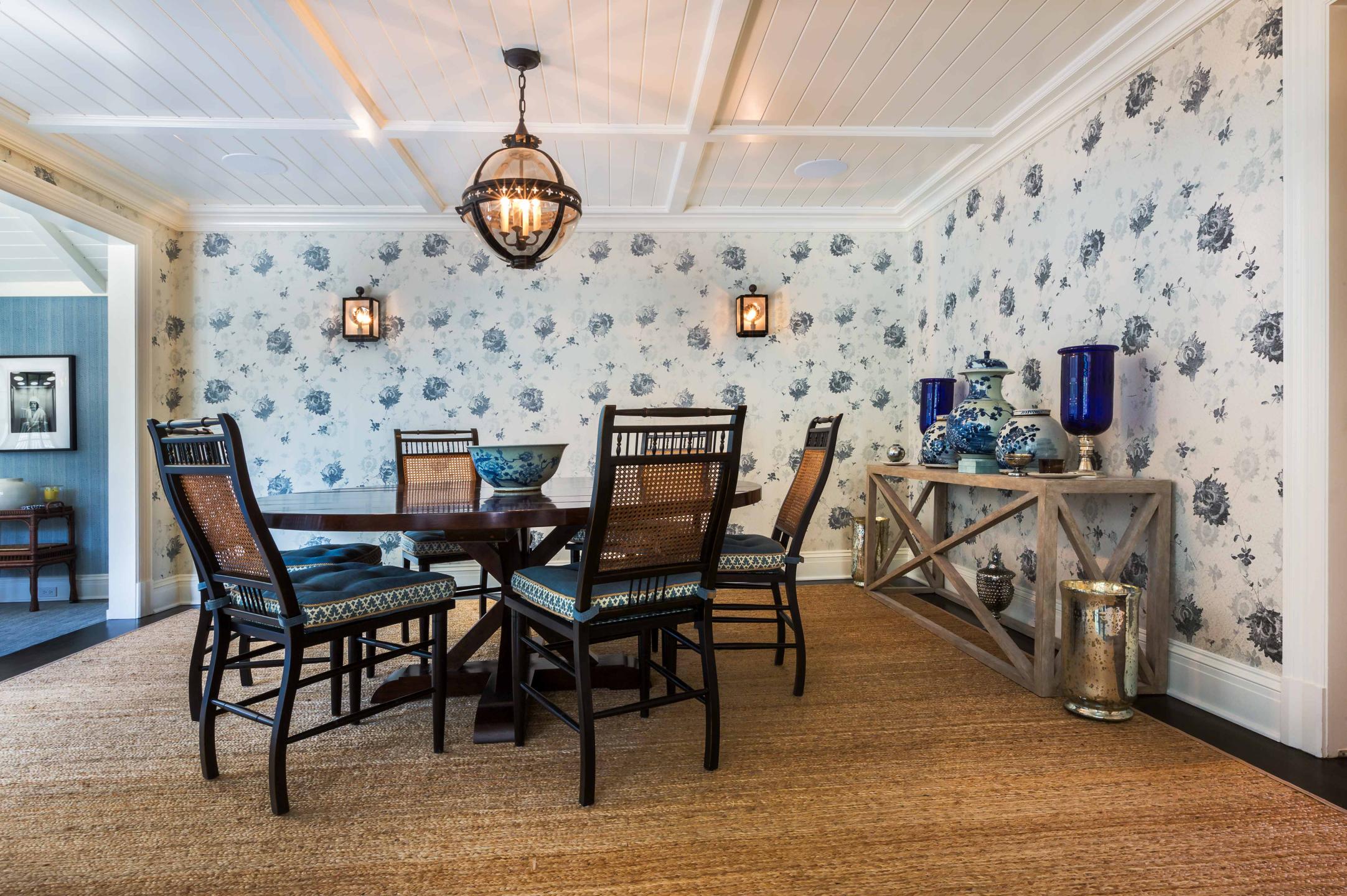 Interior photography of luxury homes with sound systems created and installed by Kaiden featuring multi sound systems for audio throughout the entire home : IMAGES-Keywording : New York NY Architectural Photographer | Interior and Exterior