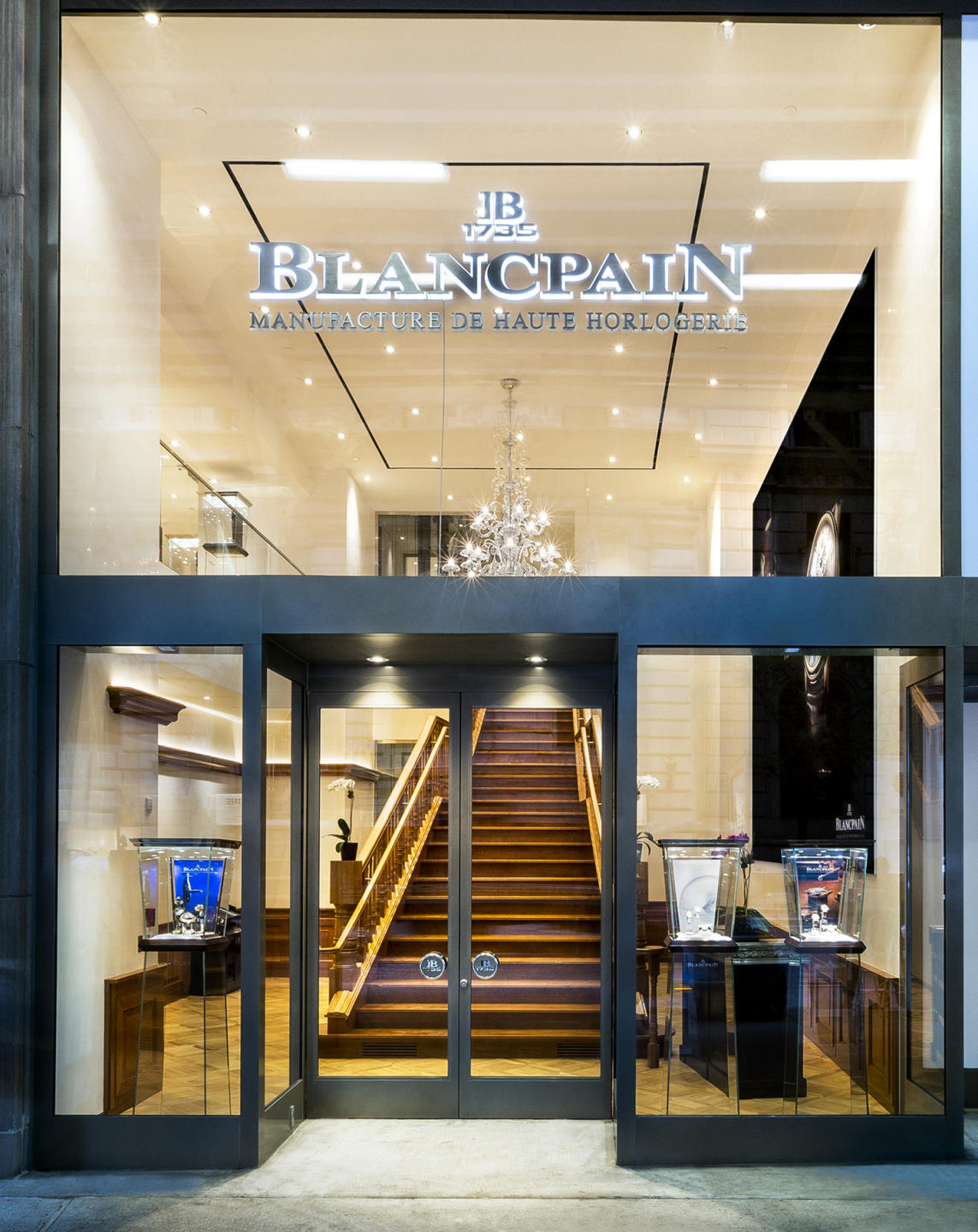 Blancpain Watches interior and exterior architectural photographs of the retail store on Fifth Avenue New York City : IMAGES-Keywording : New York NY Architectural Photographer | Interior and Exterior