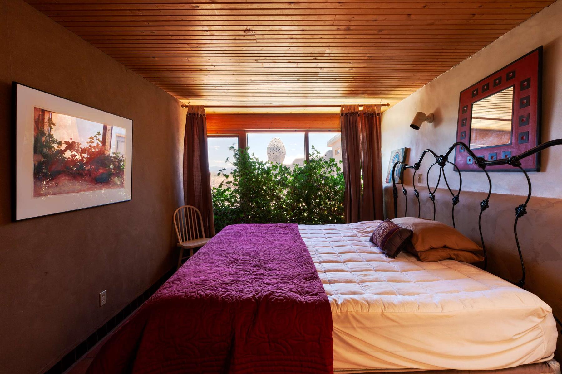  : Earthship Architecture  : New York NY Architectural Photographer | Interior and Exterior Photography