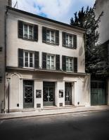 In 1925, actors Armand Tallier and Laurence Myrga chose the small Rue des Ursulines to establish a cinema that specialized in avant-garde films and catered to art house audiences. Thus, the first avant-garde cinema in France was born, a precursor to the now established system of "Art et Essai."  - ©2025 Salem Krieger All Rights Reserved NYC Photographer